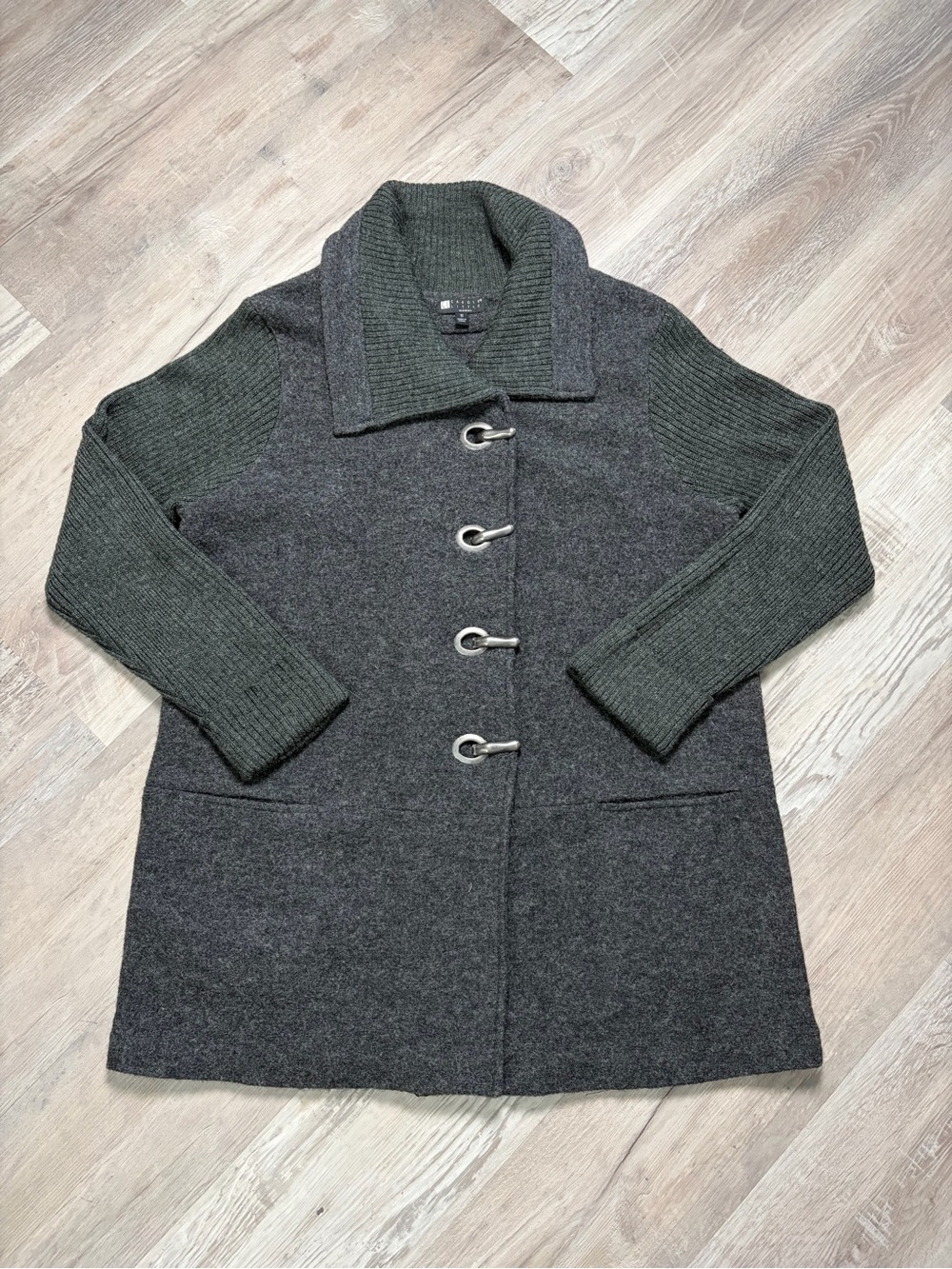 Carole Little Woman Wool Sweater Coat 1X Gray Hook Closure Plus Size - Picture 2 of 7